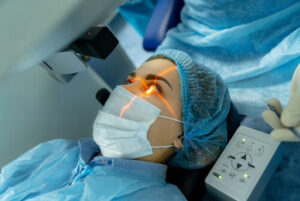 Cataract Surgery Vs. Laser Eye Surgery procedure
