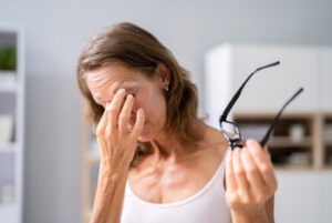 What Causes Cataracts symptoms