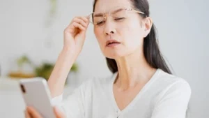 Is laser eye surgery worth it symptoms